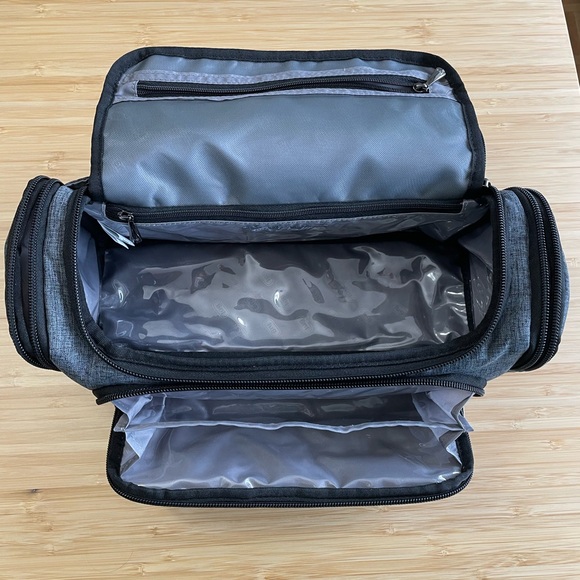 Lug Trolley Cosmetic Case-Heather Grey - Picture 4 of 6